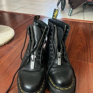 Doc Martens Platform Sinclair Boots Size 8